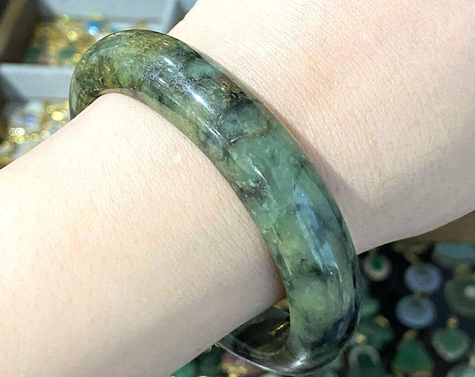 Translucent Green, Yellow, Black Jadeite Jade Vintage Bangle Bracelet 57MM