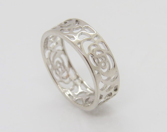 Vintage Sterling Silver Rose Flower Band Ring Size 8