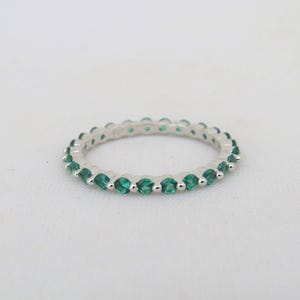 Vintage Sterling Silver Round cut Emerald Eternity Band Ring.