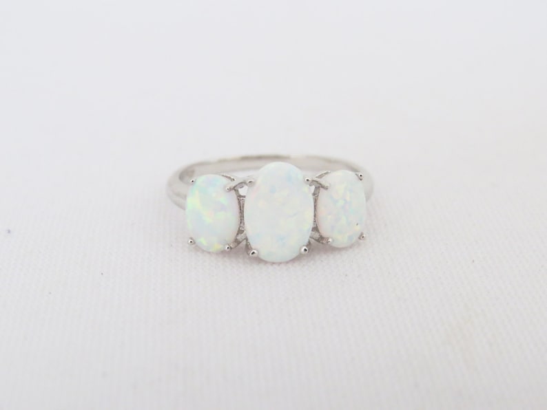 Vintage Sterling Silver White Opal Three stone Ring Size 6