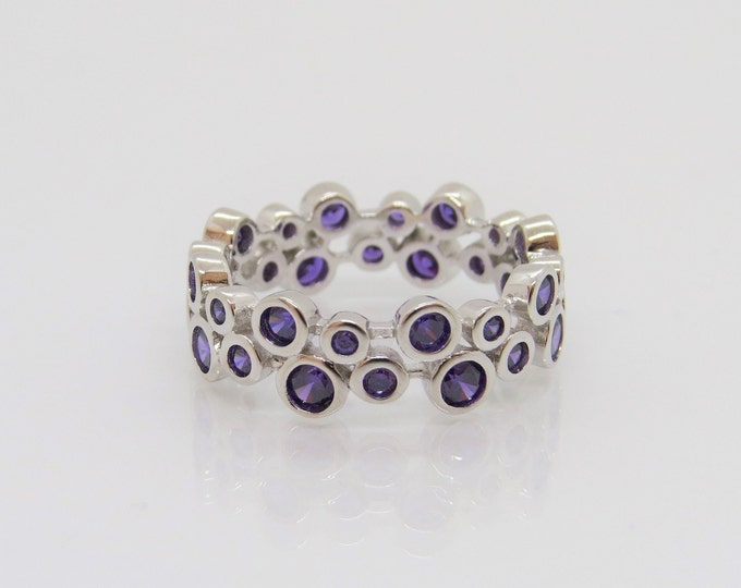 Vintage Sterling Silver Round cut Amethyst Band Ring Size 9