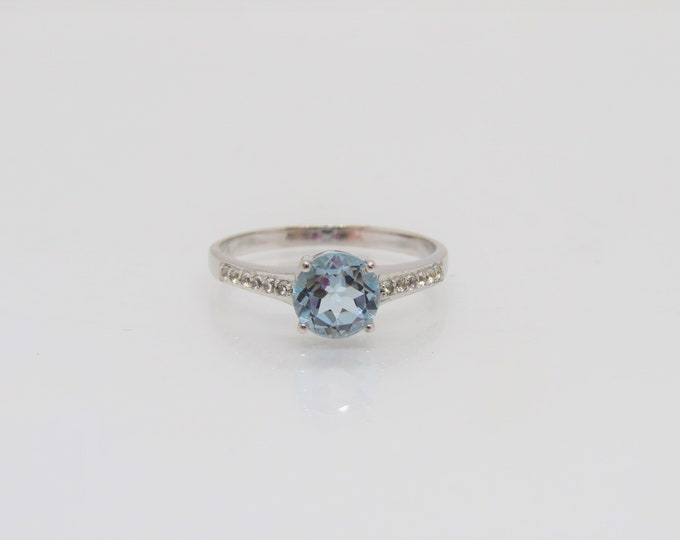 Vintage Sterling Silver Natural Aquamarine & White Topaz Solitaire Ring Size 9