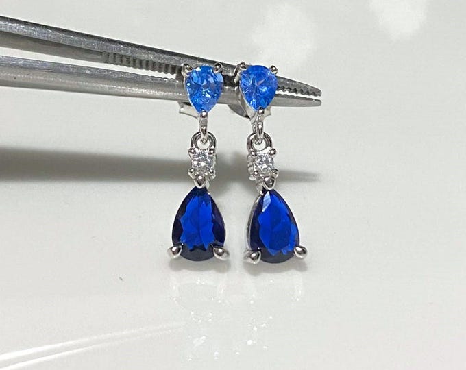 Vintage Sterling Silver Blue Sapphire & Blue Topaz Dangle Earrings.