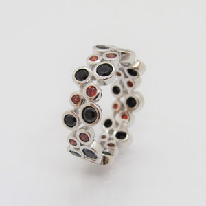 Sterling Silver Black Onyx & Garnet Wedding Band Ring Size 7