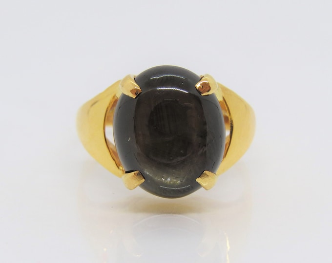 Vintage 18K Solid Yellow Gold Natural Black Sapphire Ring Size 8.5