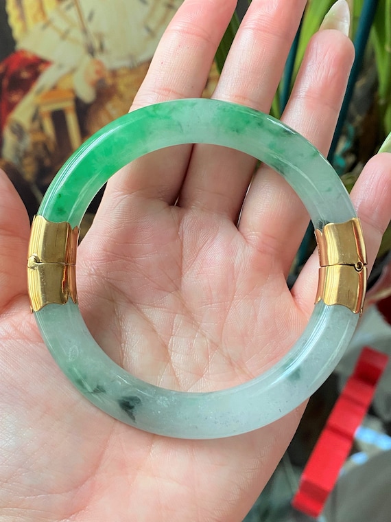 Vintage 18K Solid Yellow Gold Translucent Green, … - image 10