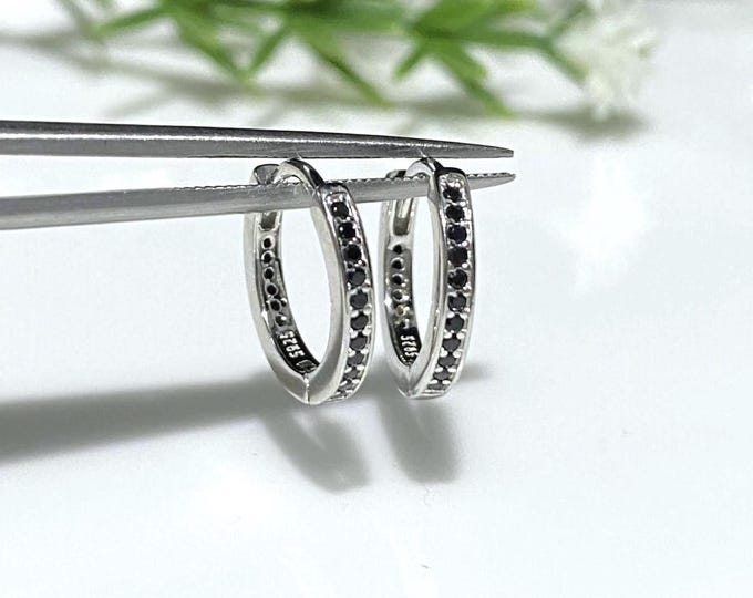 Vintage Sterling Silver Black Sapphire Hoop Earrings 12.8MM