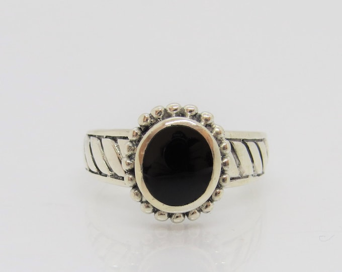 Vintage Sterling Silver Black Onyx Dome Ring Size 9