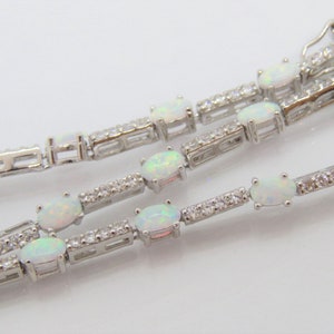 Vintage Sterling Silver Oval White Opal & White Topaz Link Bracelet 8&#39;&#39;