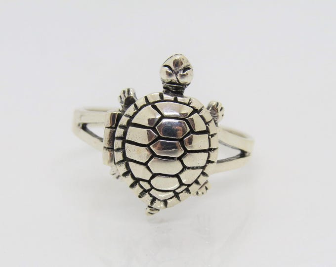 Vintage Sterling Silver Turtle Poison Ring Size 8