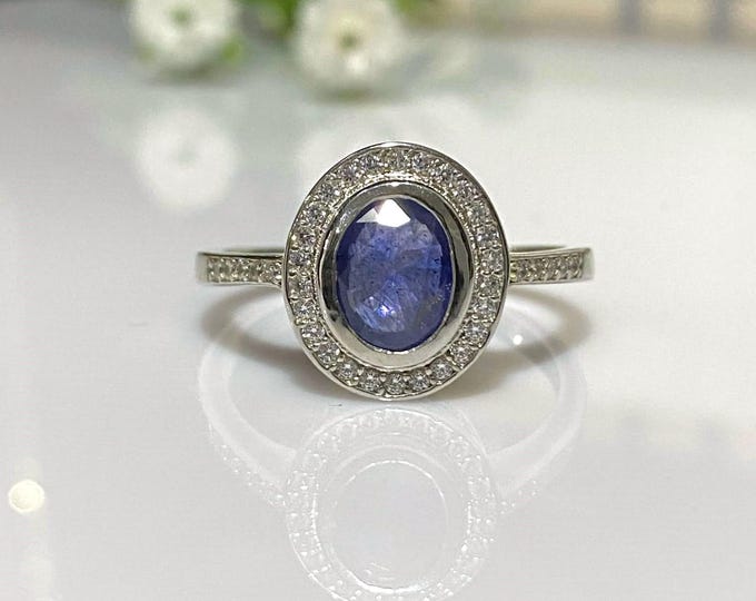Vintage Sterling Silver Natural Blue Sapphire & White Topaz Ring Size 9.25