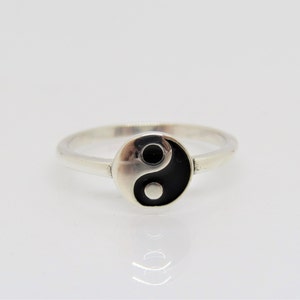 Vintage Sterling Silver Yin Yang Ring Size 7