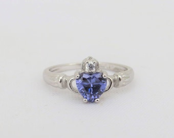 Vintage Claddagh Sterling Silver Tanzanite & White Topaz Ring Size 7