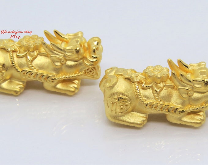 24K 999 Pure Gold Pixiu, Dragon Charm Pendant Make for Bracelet.