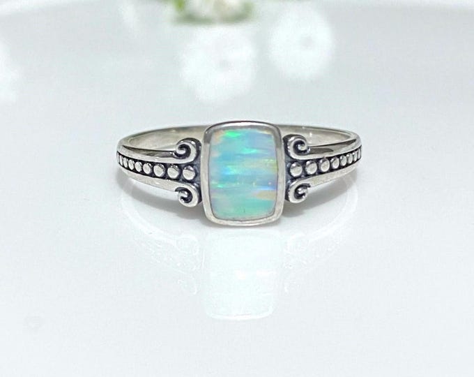 Vintage Sterling Silver Fire Opal Ring Size 7