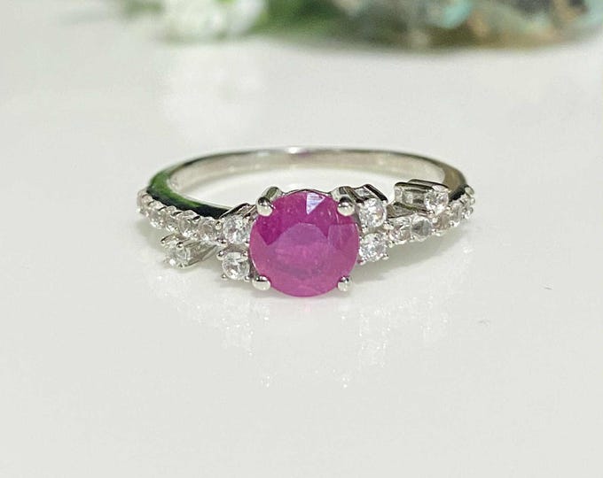 Vintage Sterling Silver Natural Ruby & White Topaz Ring Size 7