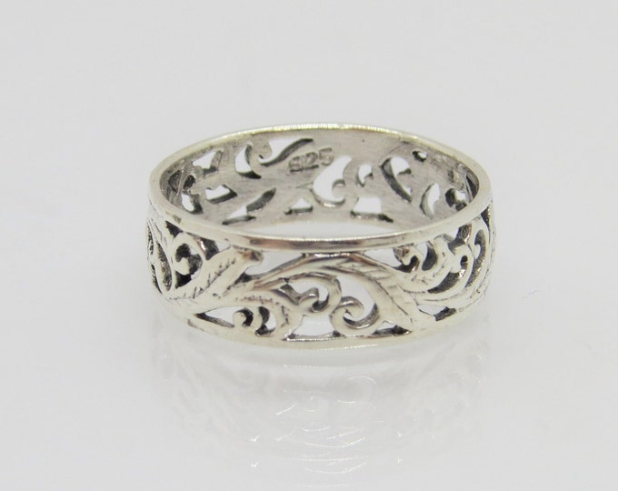 Vintage Sterling Silver Filigree Band Ring Size 8