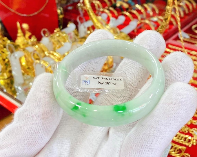 Translucent Natural Green, White Jadeite Jade Vintage Bangle Bracelet 55.1MM