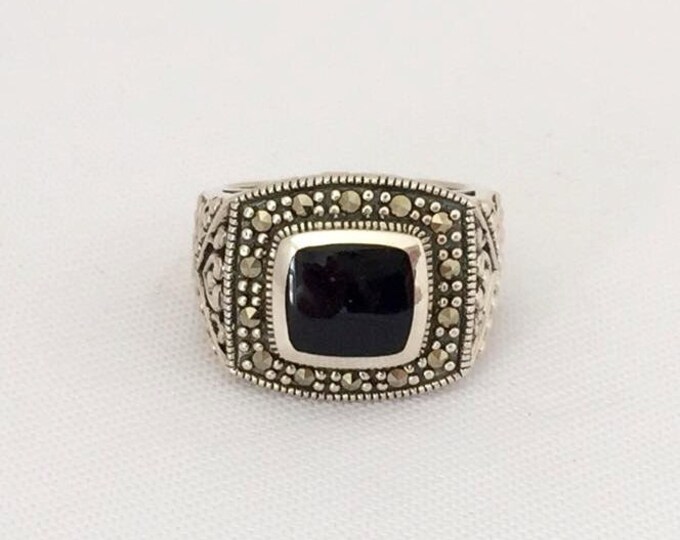 Vintage Sterling Silver Black Onyx & Marcasite Domed Ring Size 7