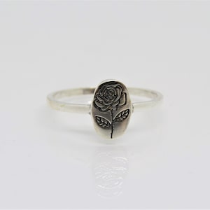 Vintage Sterling Silver Rose Flower Thin Band Ring Size 7