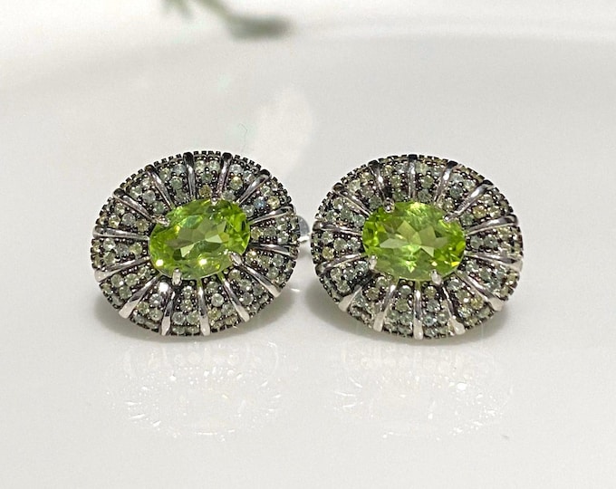 Vintage Sterling Silver  Natural Peridot & Light Yellow Sapphire Earrings.