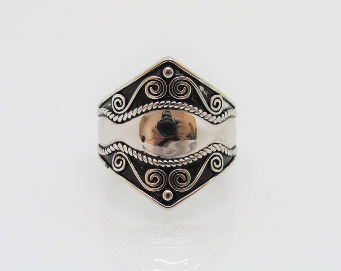 Vintage Bali Sterling Silver Swirly Dome Ring Size 8