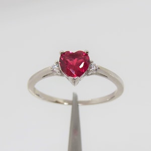 Vintage Sterling Silver Heart Ruby & White Topaz Ring Size 8