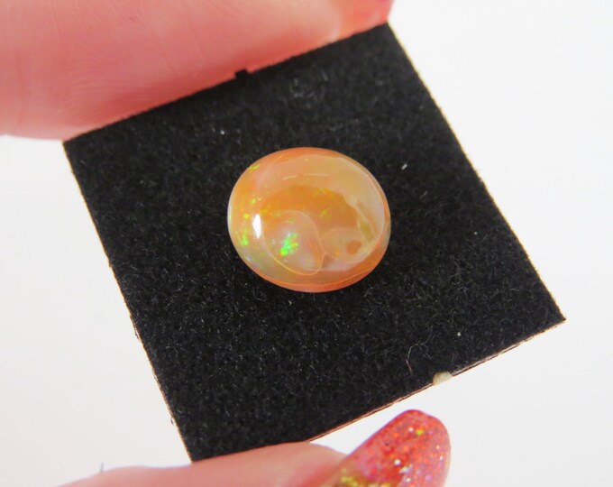 Vintage Oval cut Orange Fire Opal in Display Case Loose Gemstone great Collection 9 x 8MM