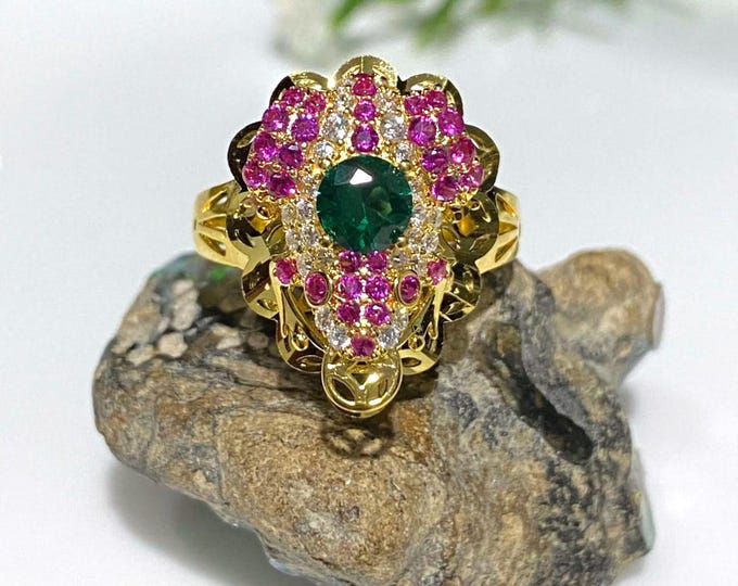 Vintage 15K 610 Solid Yellow Gold Emerald, Ruby & White Topaz Frog Ring Size 7