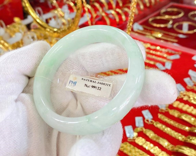 Translucent Natural Light Green, White Jadeite Jade Vintage Bangle Bracelet 56.2MM