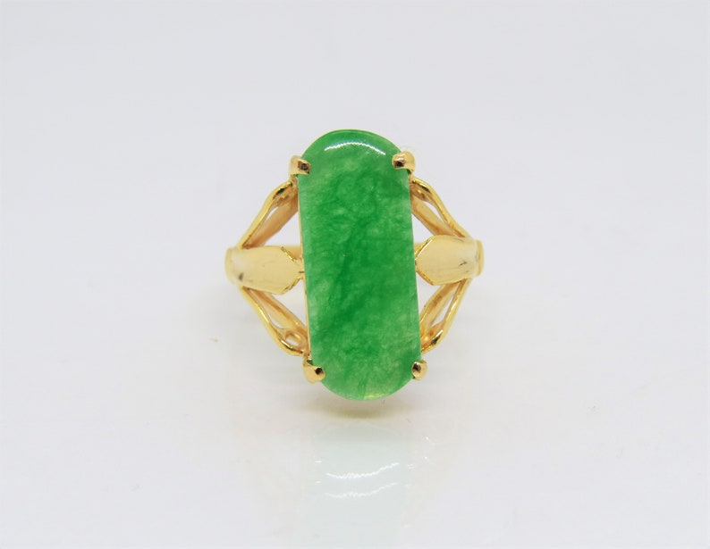 Vintage 18K Solid Yellow Gold Saddle Green Jadeite Jade Ring Size 10.75 image 1