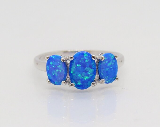 Vintage Sterling Silver Blue Opal Three stones Ring Size 8