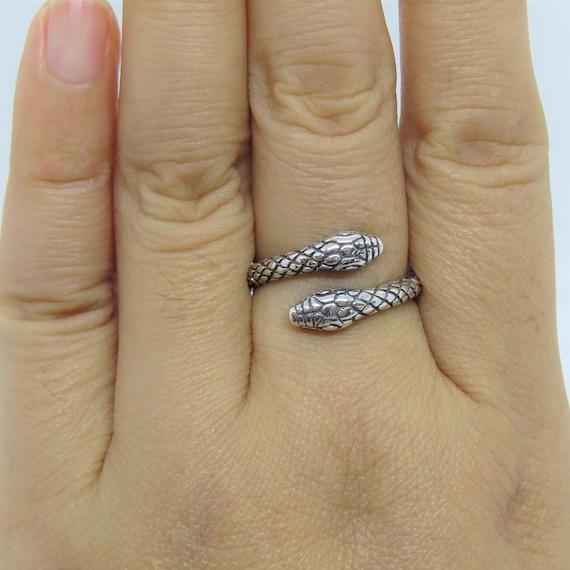Vintage Sterling Silver Snakes Ring Size 7 View 6