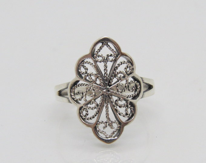 Vintage Sterling Silver Filigree Ring Size 9
