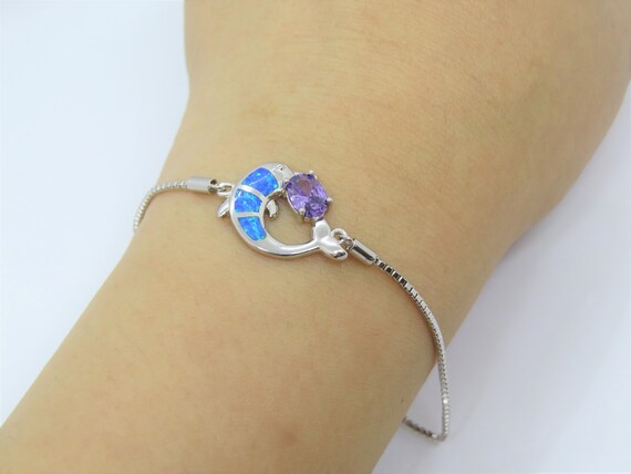 Dolphin And Amethyst Very Unique Vintage Sterling Silver Bracelet Dolphin And Amethyst Very Unique Vintage Sterling Silver Bracelet