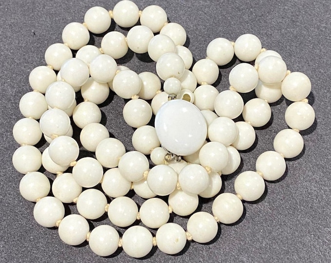Vintage Natural White Coral Double Two Strand Hand Knotted Beaded Necklace 16''