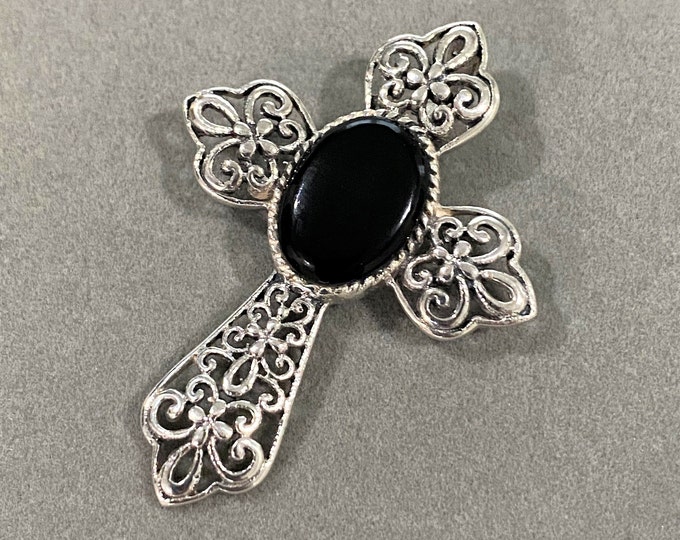 Vintage Sterling Silver Black Onyx Filigree Cross Pendant.