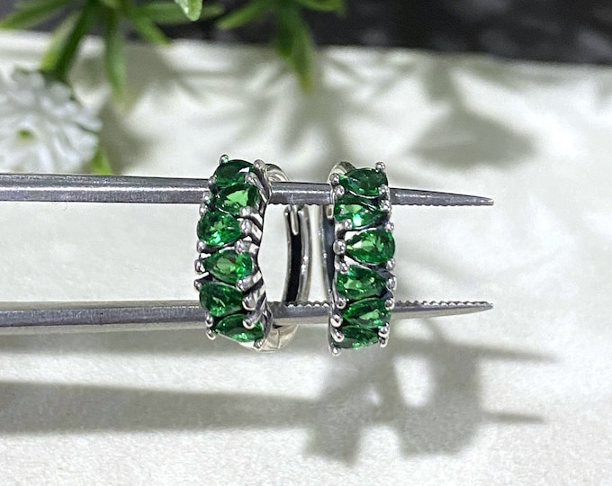 Vintage Sterling Silver Pear cut Emerald Hoops Earrings.