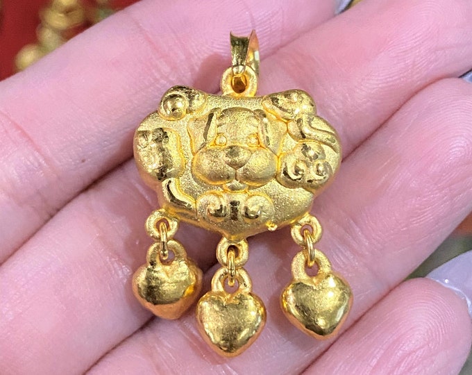 Vintage 24K 9999 Gold Dog Hearts Pendant.