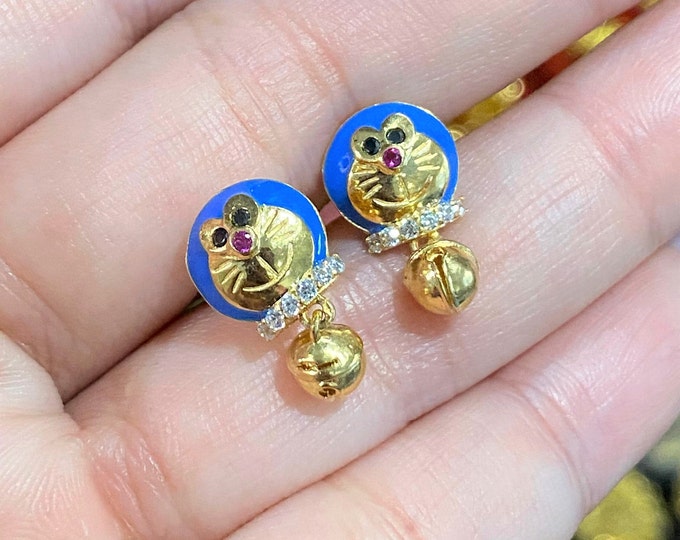 Vintage 18K Solid Yellow Gold Ruby, Black Sapphire Enamel Fat Cat Earrings.