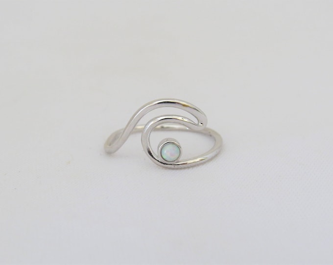 Vintage Sterling Silver Fire Opal Wave Ring Size 6
