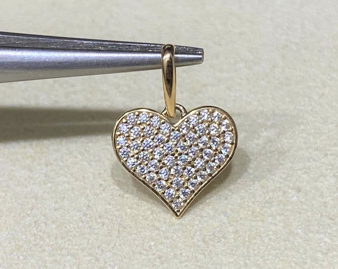 14K Solid Yellow Gold White Topaz Heart Pendant.