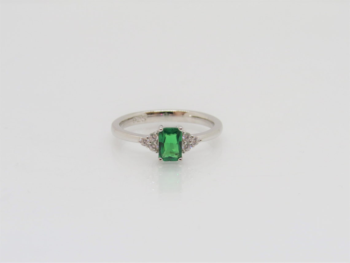 Vintage Sterling Silver Radiant Cut Emerald & White Topaz Ring | Etsy
