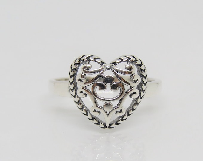 Vintage Sterling Silver Heart Filigree Ring Size 7