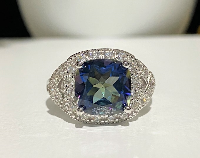 Vintage Sterling Silver Rainbow Topaz & White Topaz Ring.