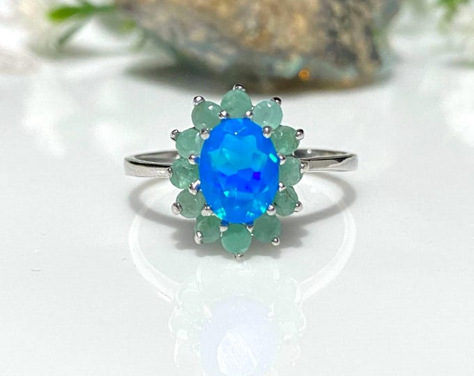 Vintage Sterling Silver Natural Blue Opal & Emerald Ring Size 9
