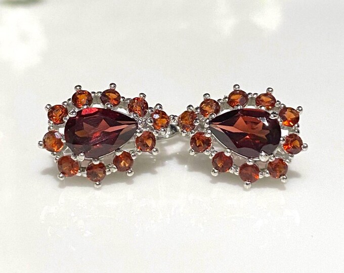 Vintage Sterling Silver Natural Garnet Earrings.