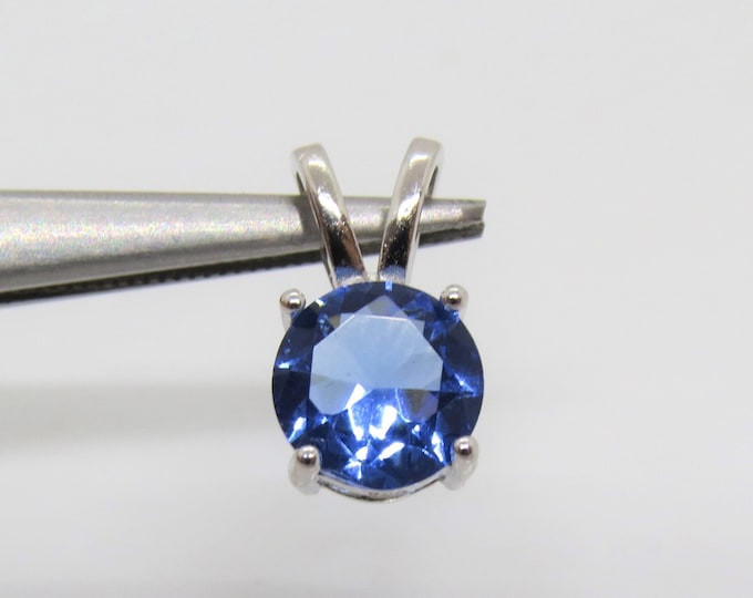 Vintage Sterling Silver Tanzanite Pendant