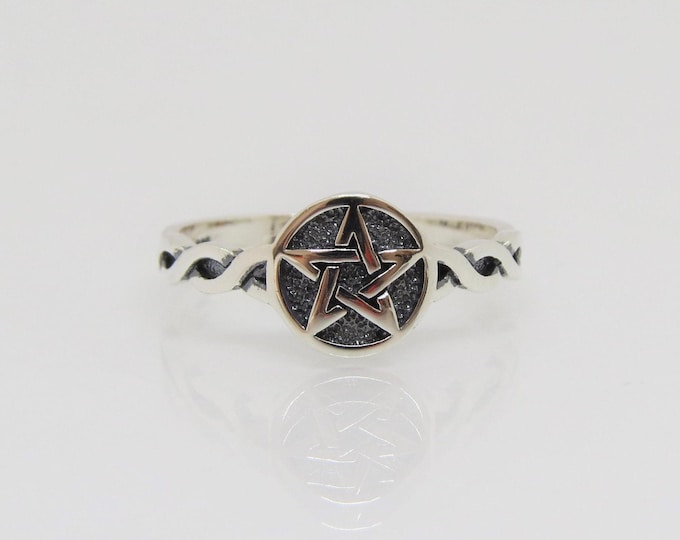 Sterling Silver Celtic Star Twisted Ring Size 7