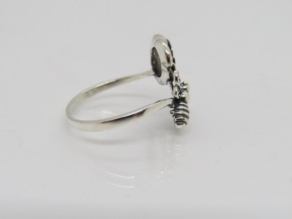 Vintage Sterling Silver Bee & Flower Ring Size 7.5 - image 4